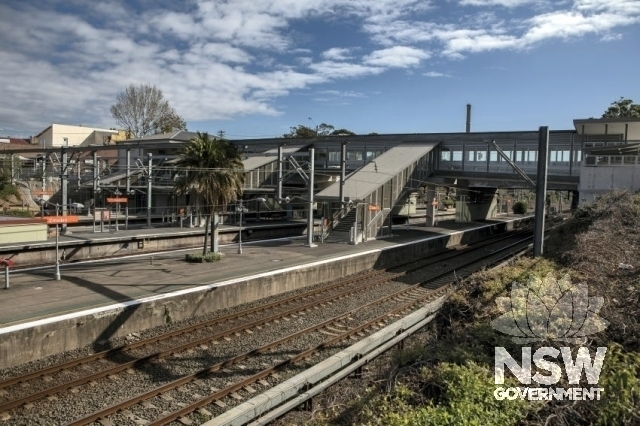 Croydon Railway Station Group - Modern stairs and canopies.