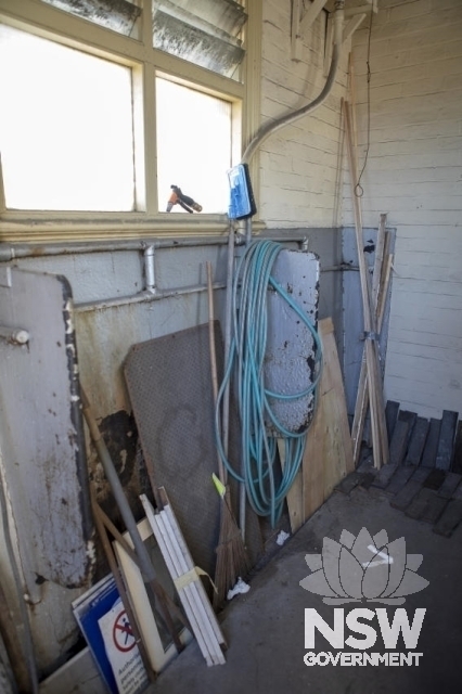 Flemington Railway Station - Men's toilets on Platforms 1/2.