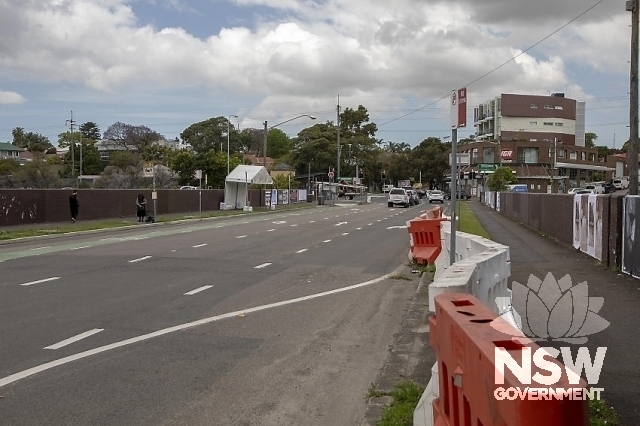 Lilyfield (Catherine St) Overbridge - Road deck on the bridge.