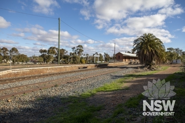 Condobolin Railway Precinct - Trackside view to the platform