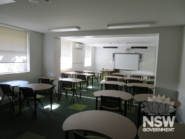 Block T2B: Accommodation rooms converted to classroom