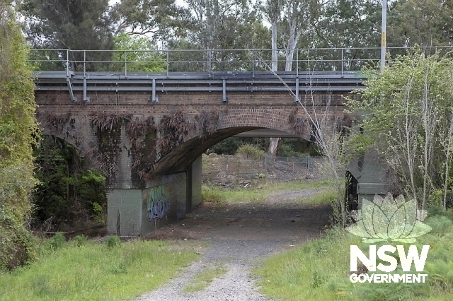 Macquarie Fields (Bunbury Curran Ck No2) Underbridge - no access to bridge