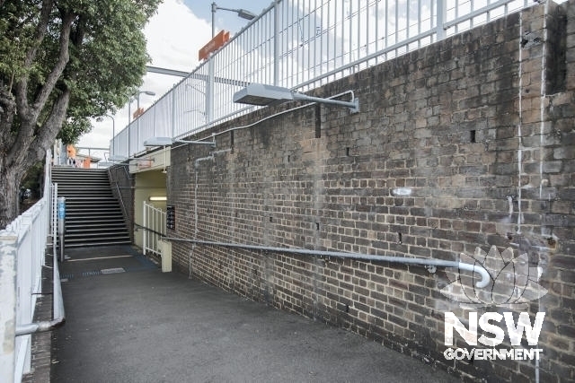 Banksia Railway Station - brick retaining wall, pedestrian subway - view south, East entrance