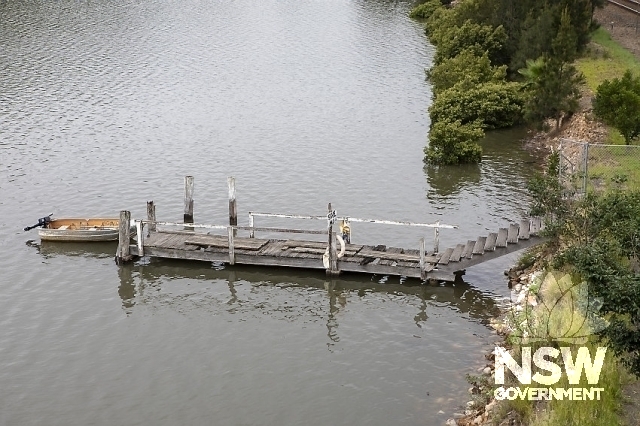 Hawkesbury River Railway Station Group - The wharf on the west of the station.