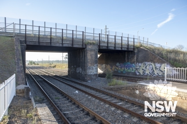 Thornton Railway Station - Thornton rd over bridge south east of the platforms
