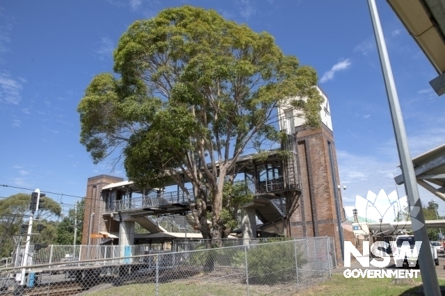Morisset Railway Station Group and Residences - Overhead footbridge and lifts