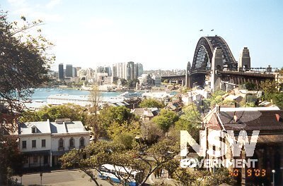 View over Dawes Point quarter from Observatory Hill.