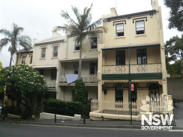 Terraces in Roslyn Street