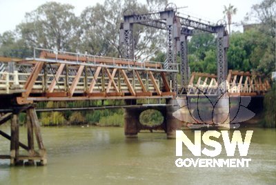 Swan Hill-Murray River Road Bridge