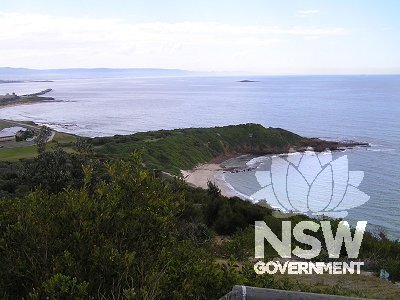 Looking north from Hill 60.  Fishermans Beach in the foreground, Boilers Point and North Beach in the background.