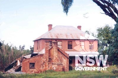 Binnawee Homestead, Mudgee, façade also showing kitchen block before it was largely destroyed in a 2001 storm