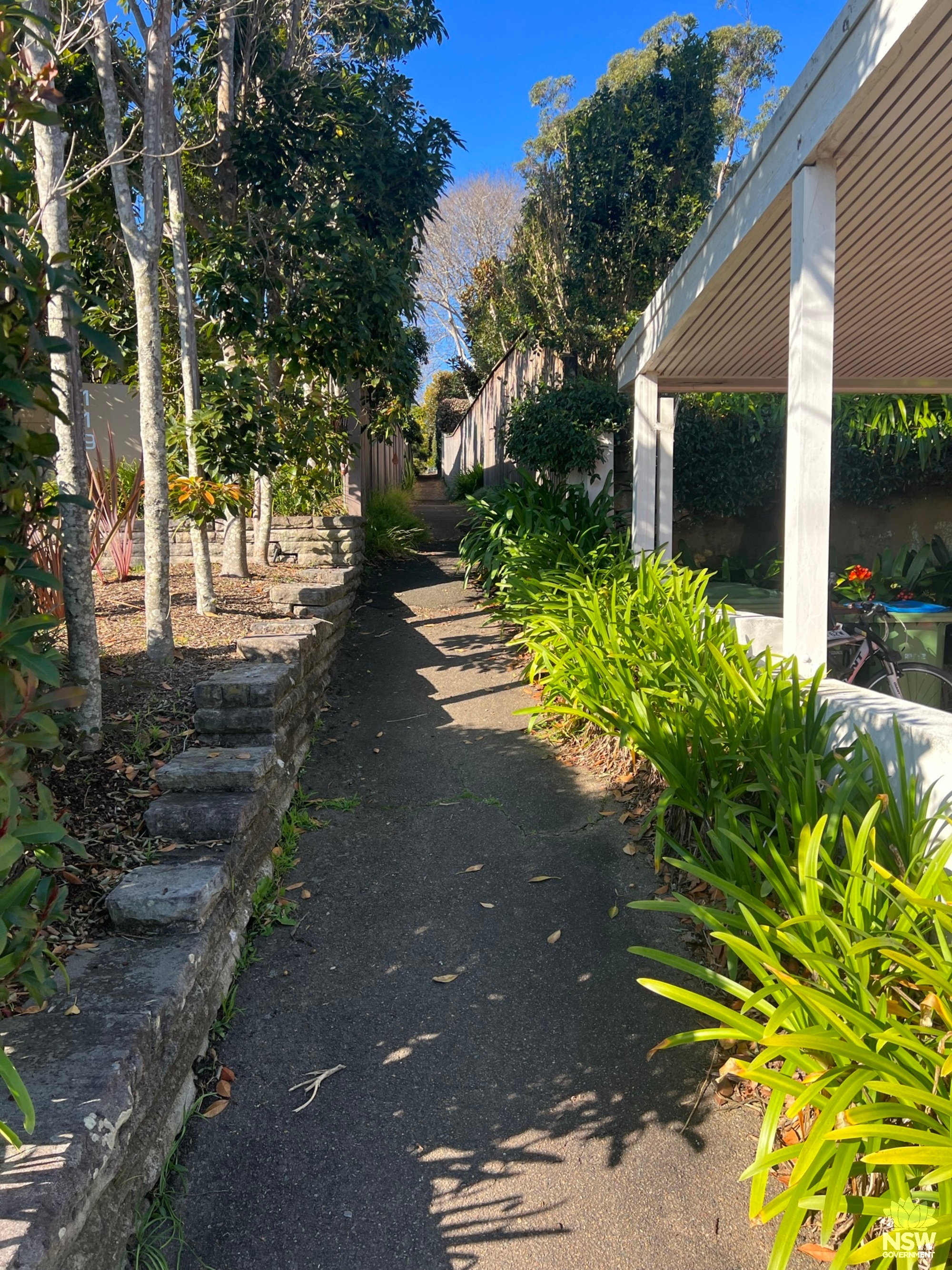 Laneway from Roseville Avenue to Earl Street