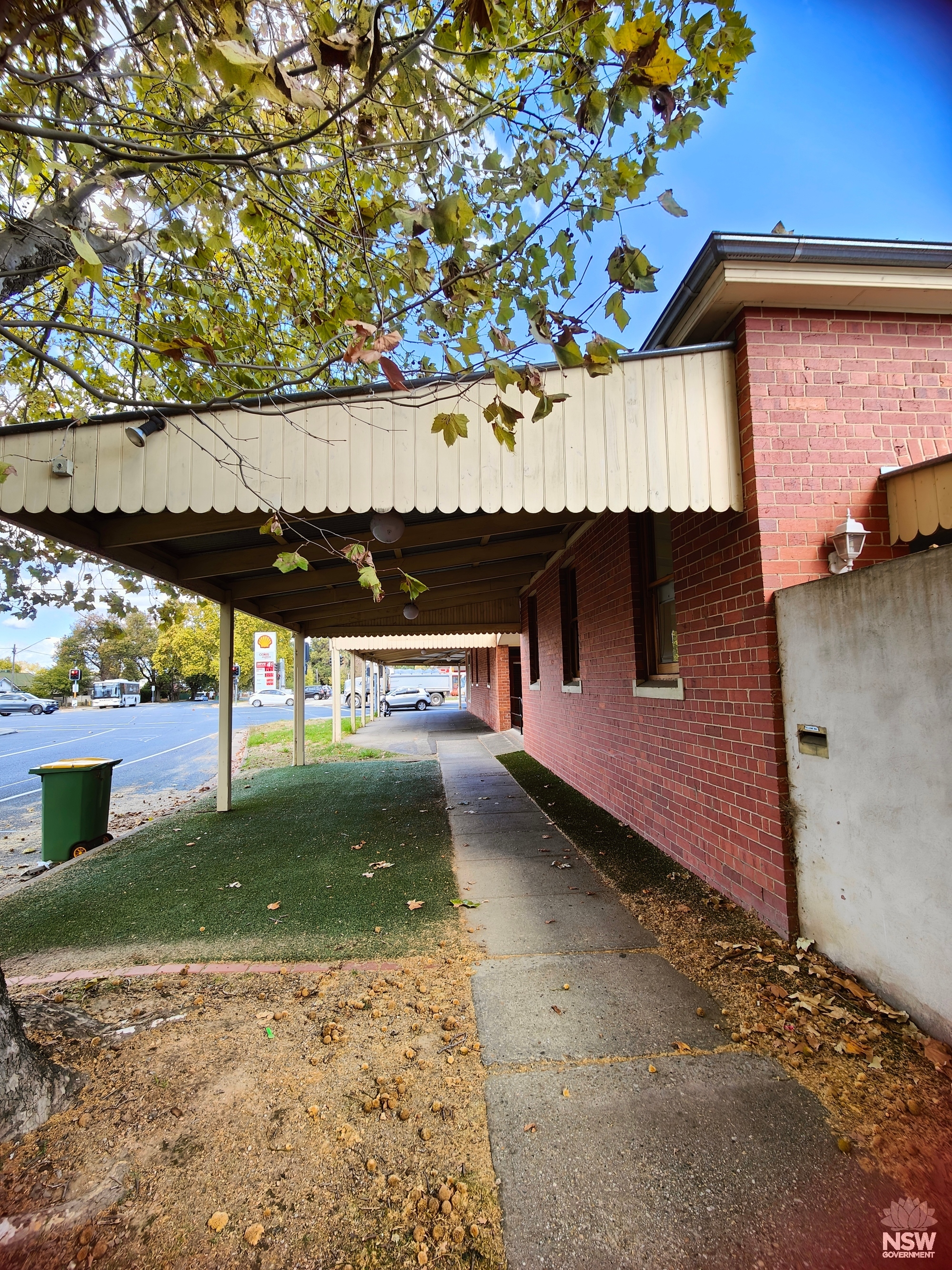 Face  Reids Butchery Shop and Dwelling from right side