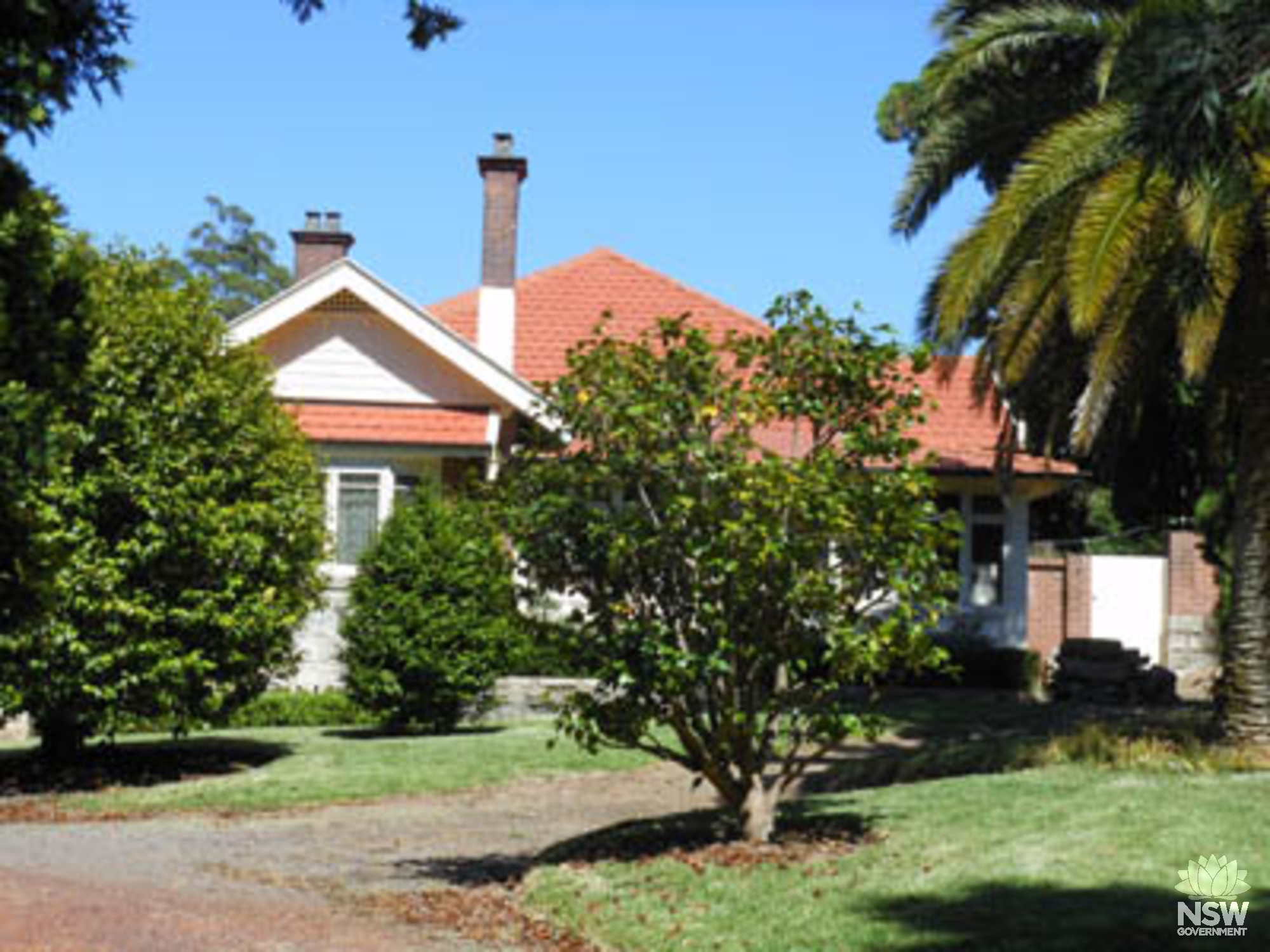 Front elevation 2014 (3)