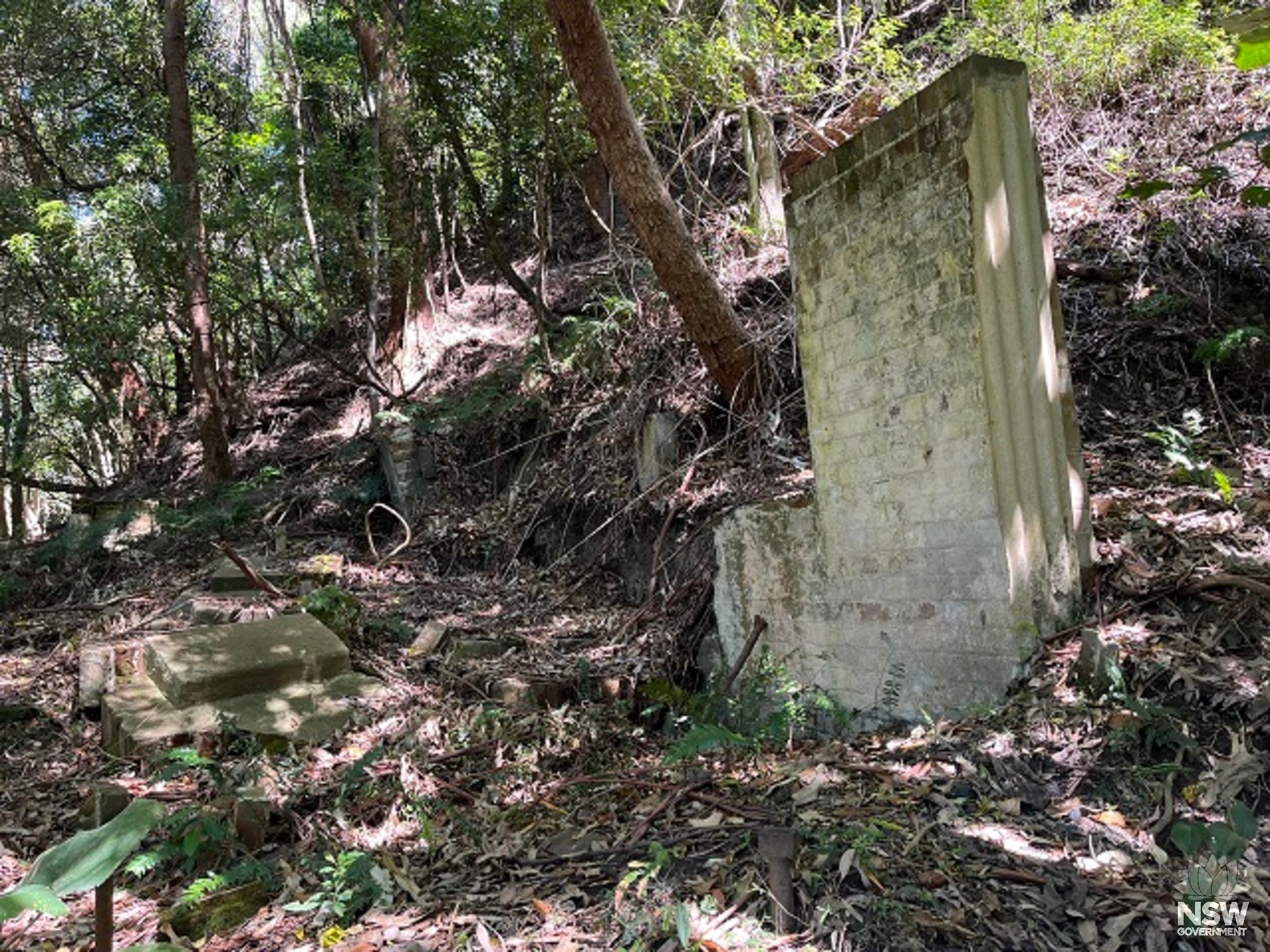Building 11 - First Aid, Lamp and Union Rooms - looking southwest