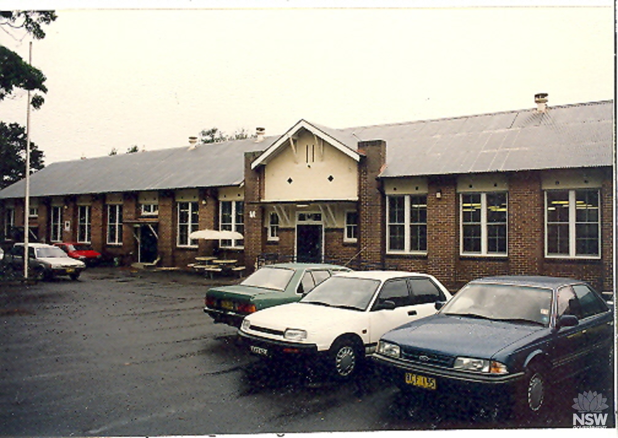 20_010004