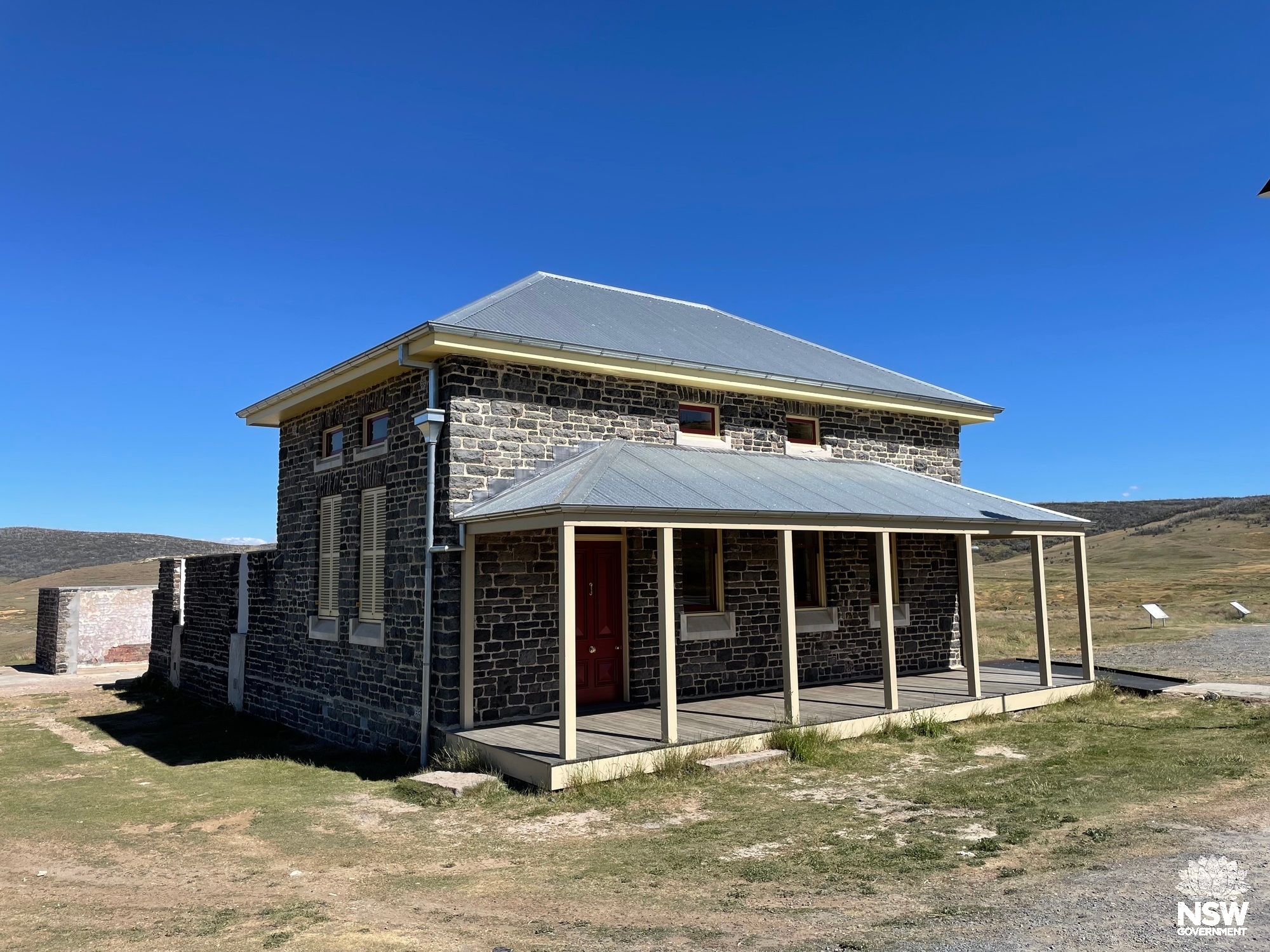 Courthouse looking southwest (post-reconstruction)