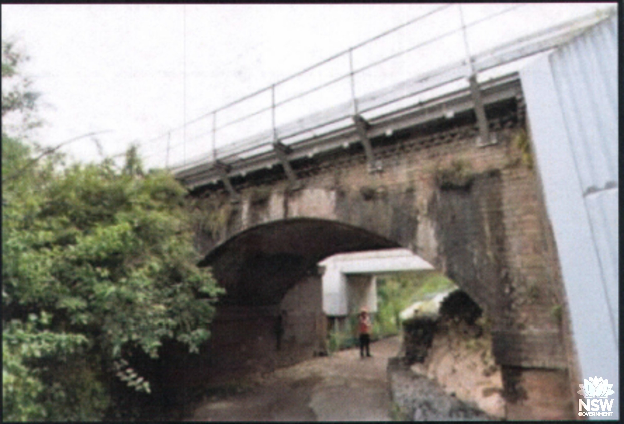 ID1970554-View_of_brick_arch_viaduct_Western_elevation