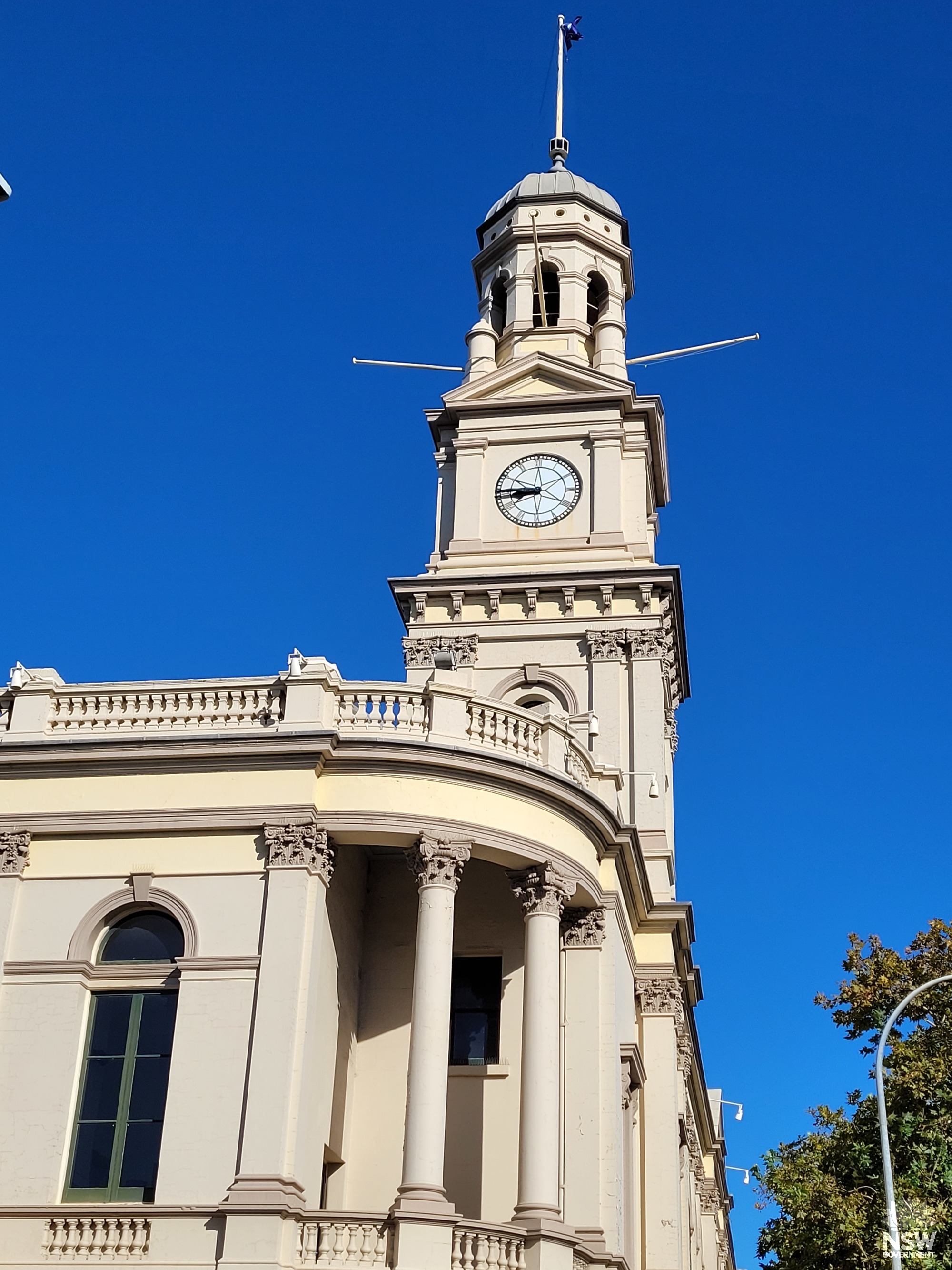 photo - 2025 4 7_Padd Town Hall - SE corner - upper balcony - clock tower - Stuart Read